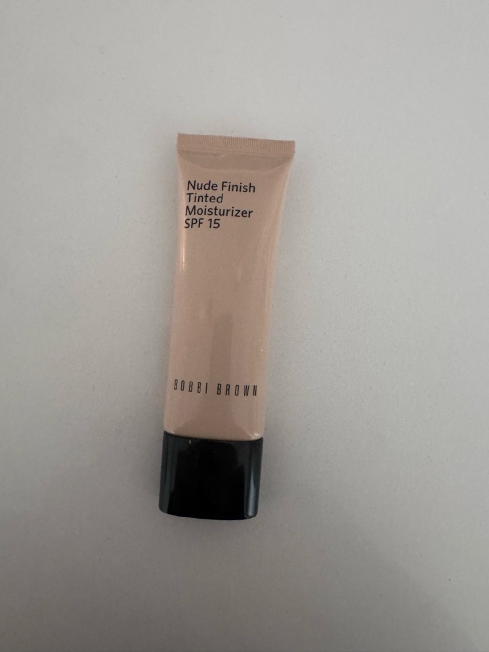 Bobbi Brown Nude Finish Tinted Moisturizer SPF 15 - light to medium